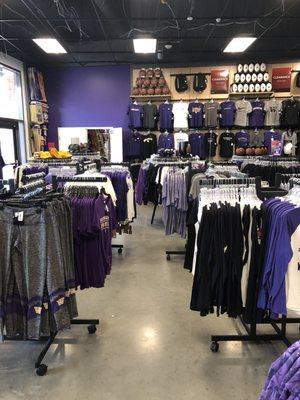 Husky Team Store