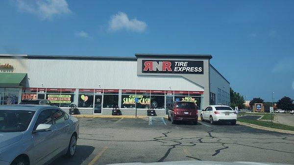 Rnr Tire Express - Muskegon