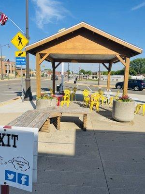 Outdoor seating area