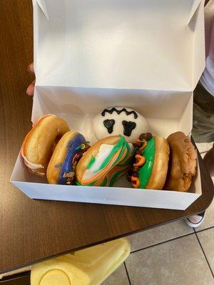 Mmmmm Halloween donuts