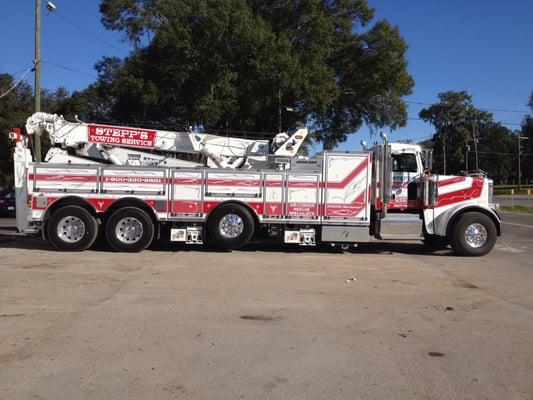 A big beauty. What do you tow with this truck?  Anything you want to!