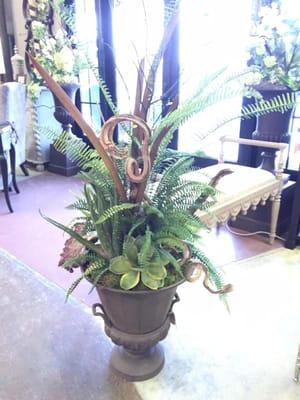 Very unique floor plant in home or business.