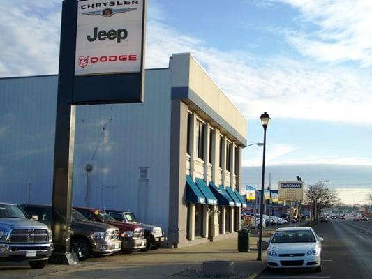 Your Chrysler-Dodge-Ram-Jeep headquarters for Southeastern Indiana.