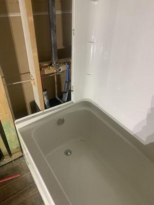 New bathtub and shower valve install