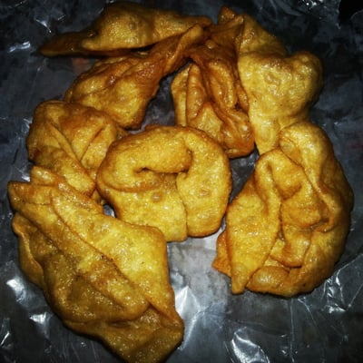 Fried wontons