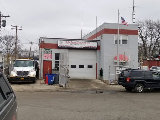 July Auto Repair Shop