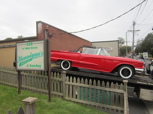 Tom's 1960 T-bird brought back to life at Hannigan's