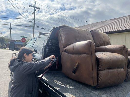 Sofa Junk Removal from Tunnel Hill, Ga