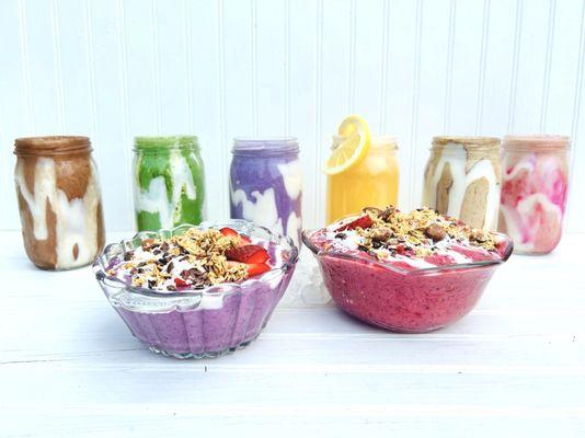 Our Stowe location offers a beautiful selection of colorful smoothies! Visit our Burlington Location for smoothie bowls!