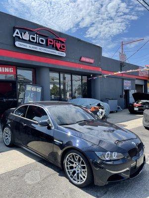 BMW M3 CAME IN FOR TINTS .. FOLLOW US ON INSTAGRAM @ Myaudio_plug