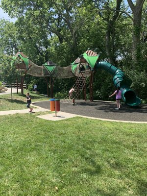 Rope bridge