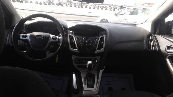 2012 Ford Focus Interior- like new