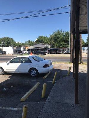 Front view of Ramirez Auto Repair