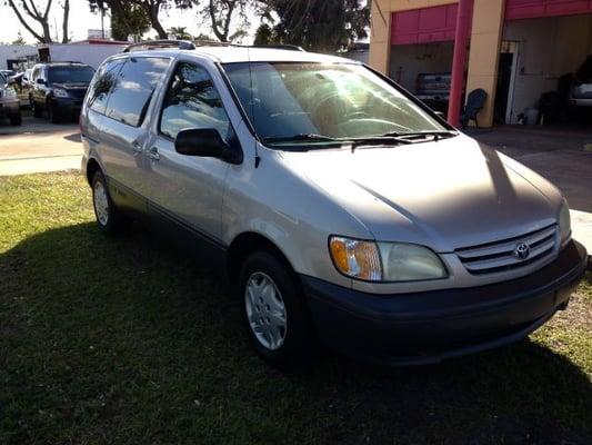 Toyota Sienna - $5,400