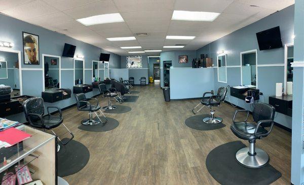 New look come by and check us out!! Covid Ready.