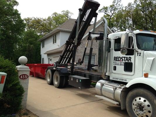 Our roll-off dumpsters make spring cleaning a snap!