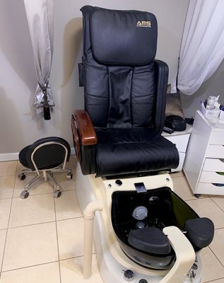 Our pedicures chairs have there own fresh air ventilation