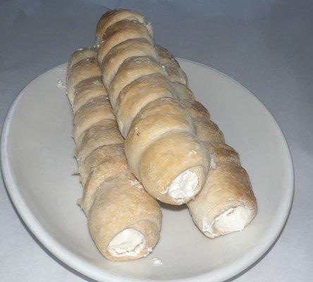 Delicious Creme Rolls!