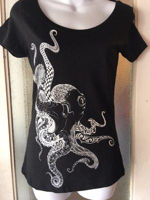 Fitted women tshirts with my design of the he'e