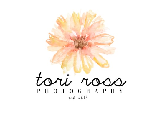 Tori Ross Photography logo