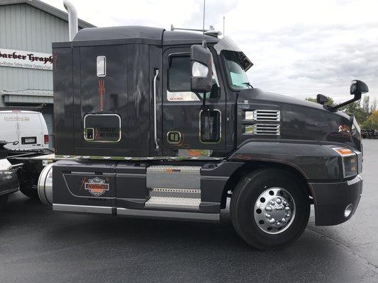 Truck lettering and Pinstriping