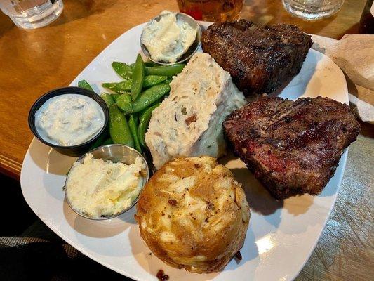 Lamb Chops & Crab Cake