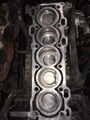 Volvo 850 head gasket , cleaned block and pistons