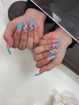 nails