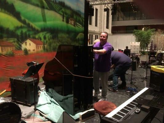 Setting up grand piano at Cleveland Art Museum, Piano Rental !