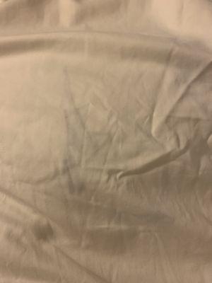 Brooklynen bedsheets that Folded returned stained with ink