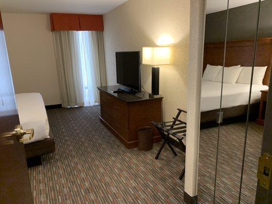 Drury Inn & Suites St. Louis Creve Coeur