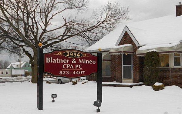 Blatner & Mineo Office, Front
 
 (On a typical Buffalo winter day!)