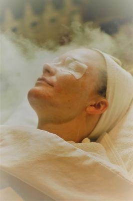 This European Facial includes cleansing, gentle peeling, steaming, a mask, and more.