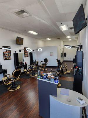 Inside picture of Damian's Barbershop