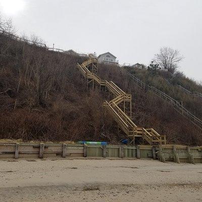 Design staircase up a steep bluff