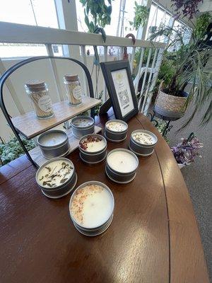 We are home to four woman and locally-owned small businesses: clinical massage therapy, candles, houseplants, and grounding crystals