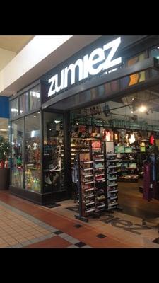 Zumiez