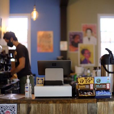 Cafe counter