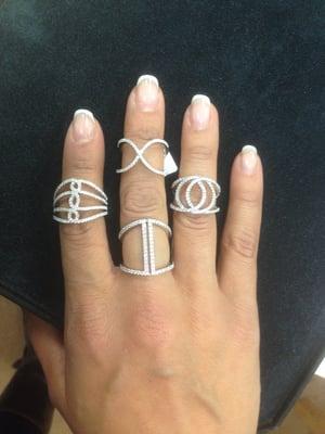 New fashion rings in stock