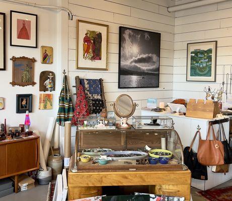 original art and photography along with vintage clothing and jewelry. It's all in this amazing store very well organized and displayed.