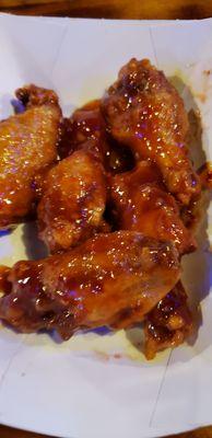 Yummy traditional wings