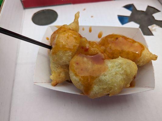 Pholorie (basically fried dough balls with a sweet spicy sauce)