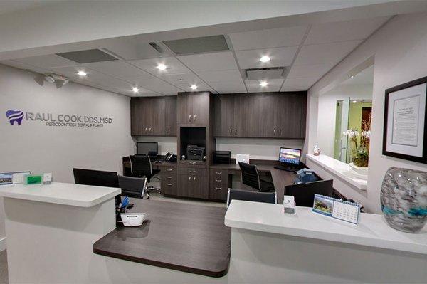 Dr. Cook Periodontist & Dental Implant Specialist - Reception Area