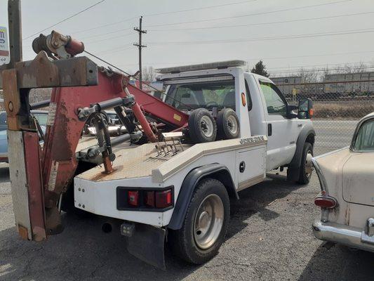 vehicle towing services