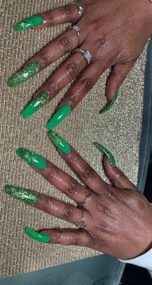 Custom acrylics no polish design