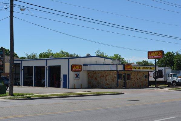 Lamb's Tire & Automotive Center