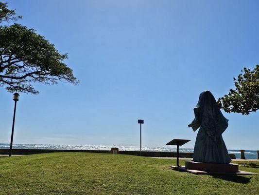 She faces the Pacific Ocean