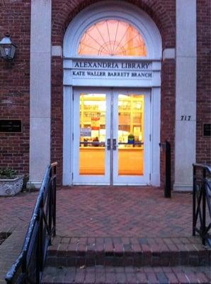 Kate Waller Barrett Branch Library