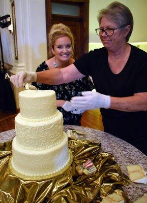 Kaitlynn & Shirley cutting cake