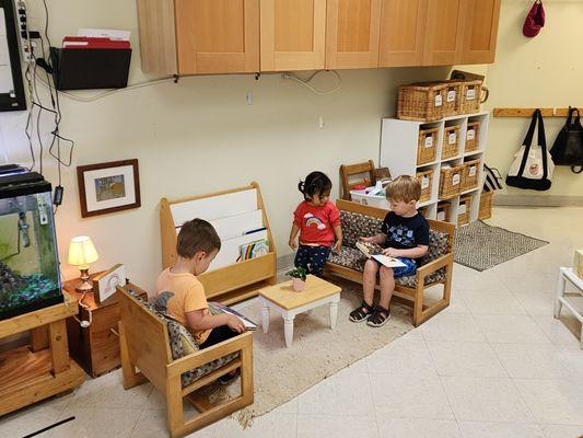 Montessori Academy of Glen Ellyn